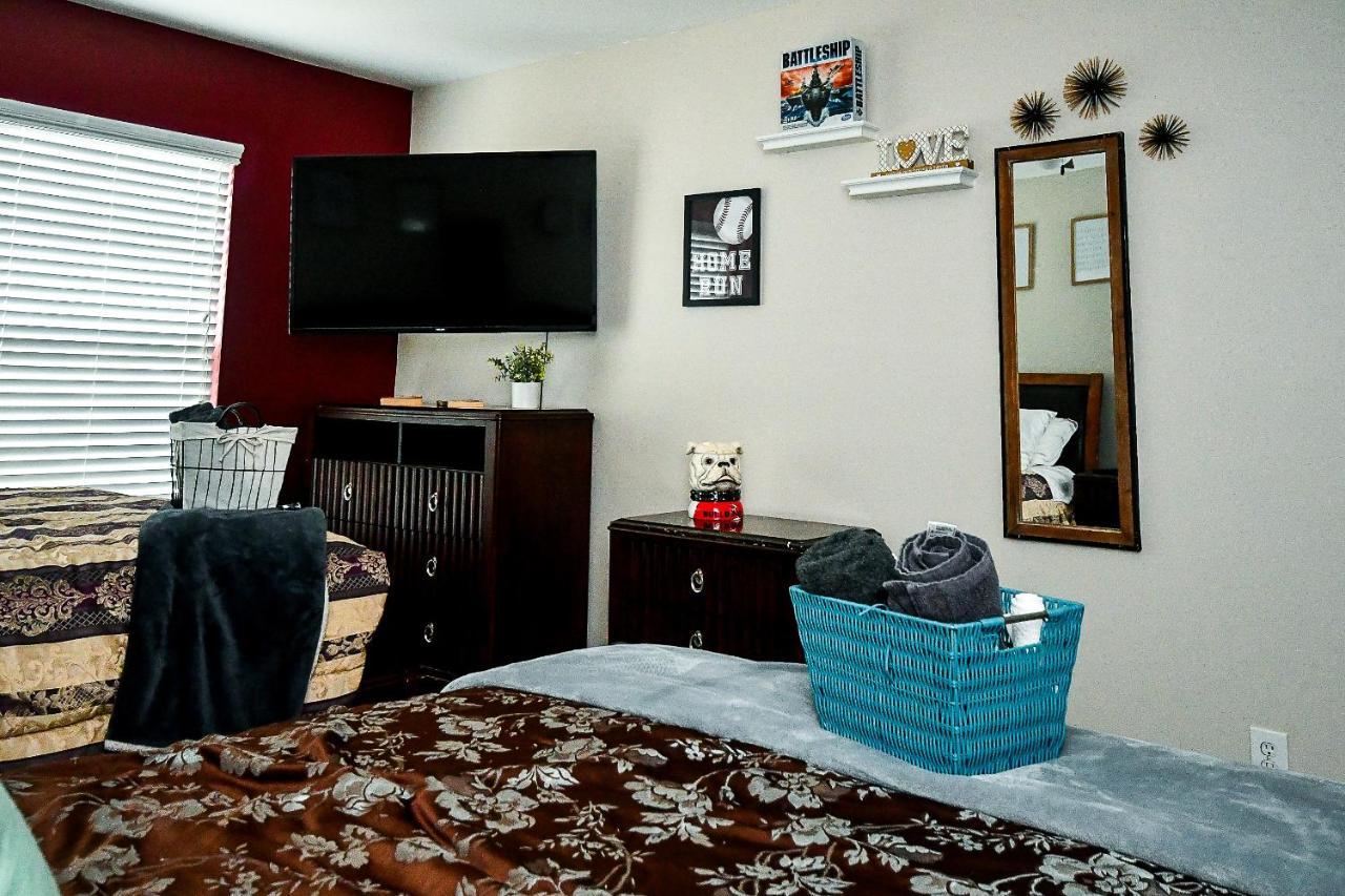 4 - Bed Home With Cali King Bed, 12 Mins To Dtwn Atlanta Exterior foto