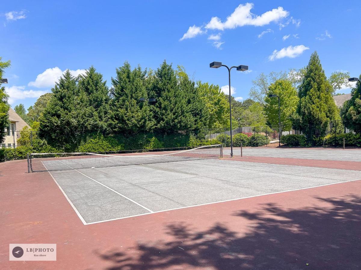 4 - Bed Home With Cali King Bed, 12 Mins To Dtwn Atlanta Exterior foto